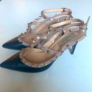 Valentino Rockstud Caged Pumps Black/Nude 100mm 39